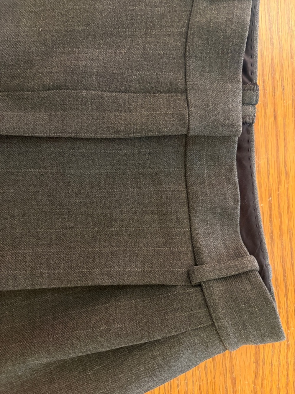 Aritzia Pleated Pant High-Waist Wide-Leg Trousers in Charcoal Gray - Picture 5 of 5